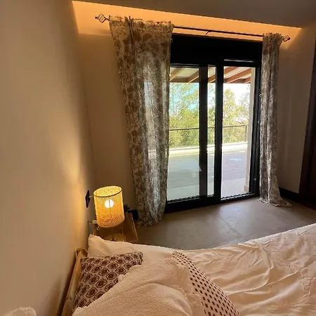 Stunning Front Nueva Andalucia Apartment *